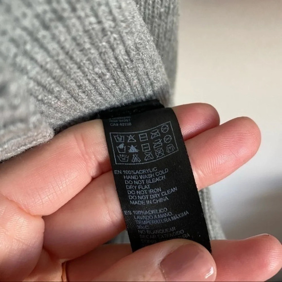 Forever 21 • Grey Open Front Cardigan - Picture 6 of 6